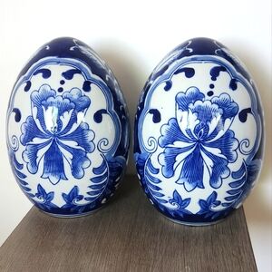 Gorgeous Egg  ~ Cobalt Blue & White ~ 9 in by 6 Chinoiserie Chinese
